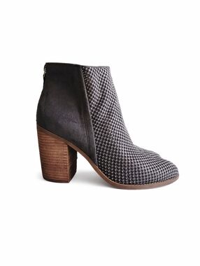 Madden Girl Mesh Embellished Ankle Boots 9.5 Mocha Studded Western 4" Block Heel